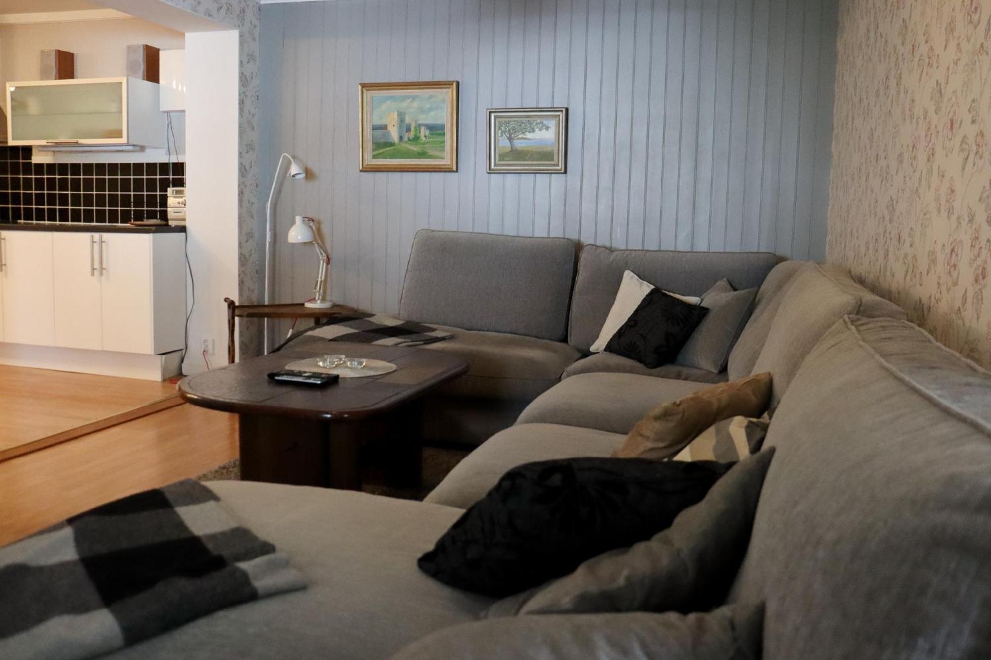 Oestravi Visby 2 Rok Stor Altan Apartamento Exterior foto